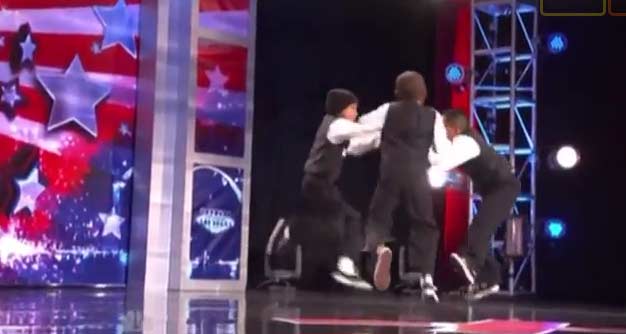 Cei mai drăguţi copii din lume? Trei băieţi au dansat hip hop la “America’s Got Talent”