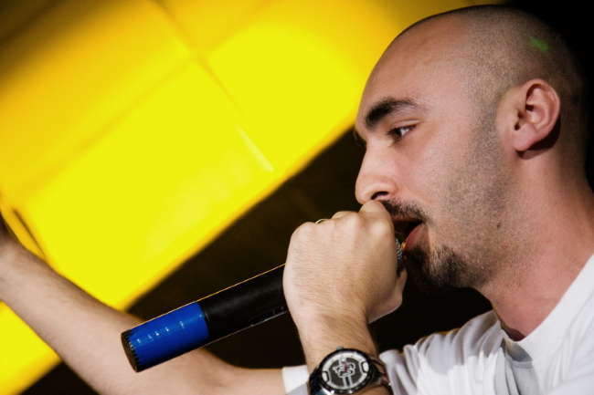 video: Cabron – Show TV