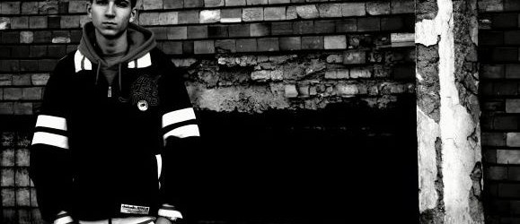 audio: Waveman – Indicatori ascunsi ft.  Acid