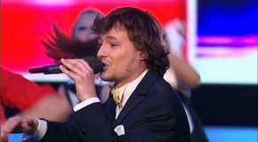 video: Razvan Alexe / Krem Romanii Au Talent – 13 Aprilie 2012 –  (Semifinala 2)